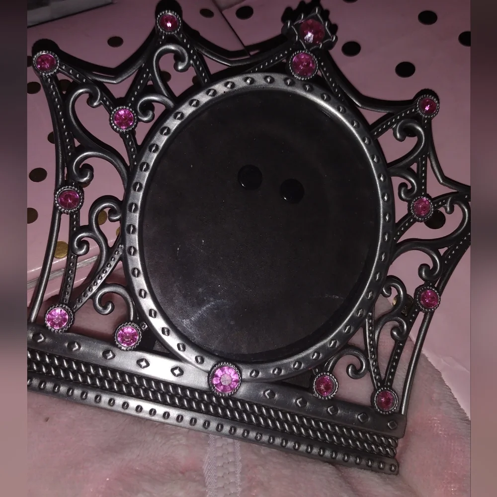 Baby girl stuff 🩷👣 - Picture 2 of 7